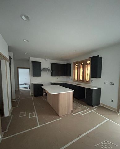 8657 Foxtail Trail Street, Tittabawassee Twp, MI 48623