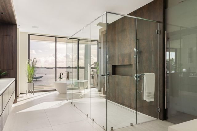 5211 Pennock Point Road, Jupiter, FL 33458