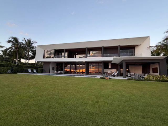 5211 Pennock Point Road, Jupiter, FL 33458