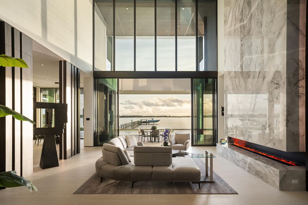 5211 Pennock Point Road, Jupiter, FL 33458