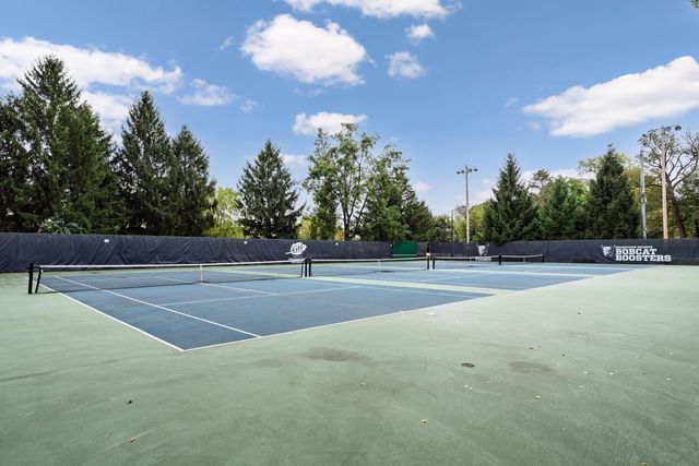 1000 Urlin Avenue, 1607, Columbus, OH 43212