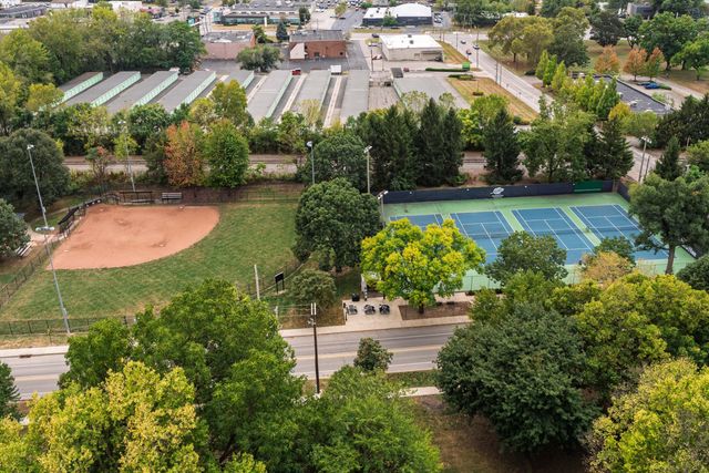 1000 Urlin Avenue, 1607, Columbus, OH 43212