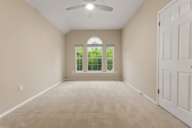 905 Brighton Bend LN, Cedar Park, TX 78613