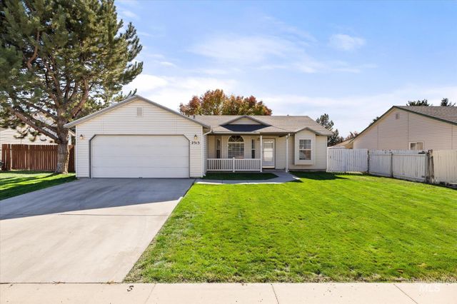 2313 W Grouse Ave, Nampa, ID 83651 property photo