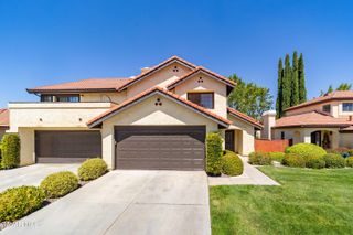 2817 Dartmouth Drive, Lancaster, CA 93536