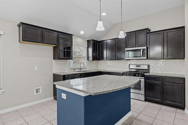 309 Willow City VLY, Buda, TX 78610