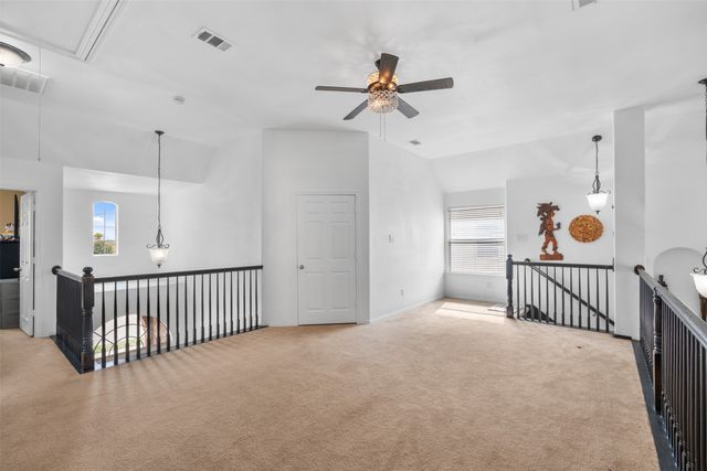 5621 Paloma Blanca Drive, Fort Worth, TX 76179