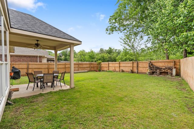 5621 Paloma Blanca Drive, Fort Worth, TX 76179