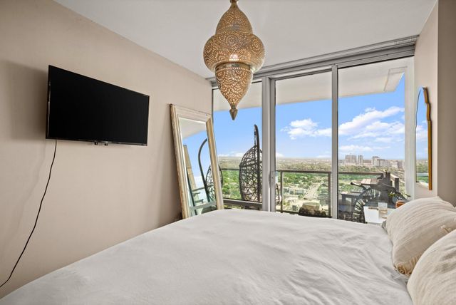 300 Bowie ST 3806, Austin, TX 78703