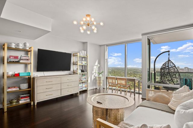 300 Bowie ST 3806, Austin, TX 78703