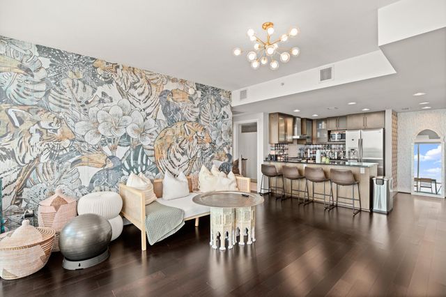300 Bowie ST 3806, Austin, TX 78703