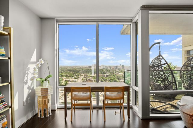 300 Bowie ST 3806, Austin, TX 78703