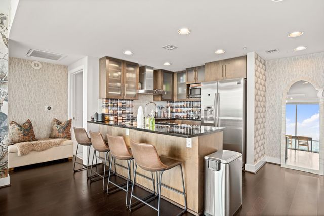 300 Bowie ST 3806, Austin, TX 78703