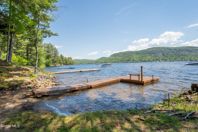 741 North Shore Road, Edinburg, NY 12835