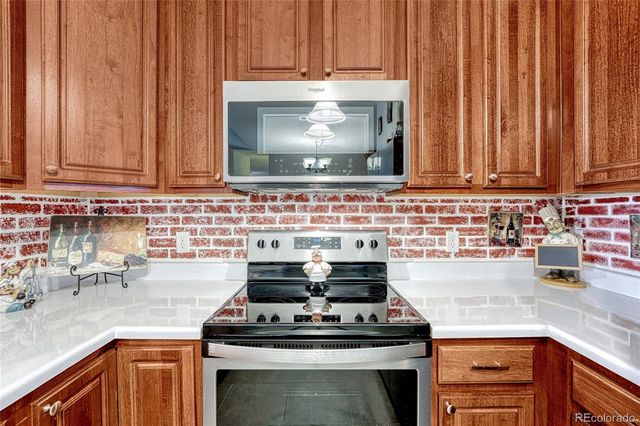 10447 W Hampden Avenue 201, Lakewood, CO 80227