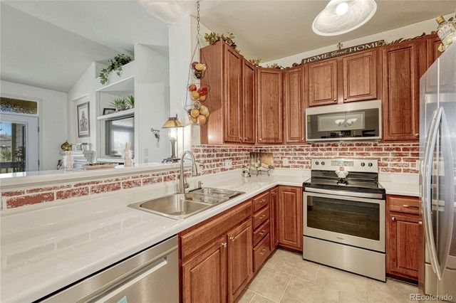 10447 W Hampden Avenue 201, Lakewood, CO 80227