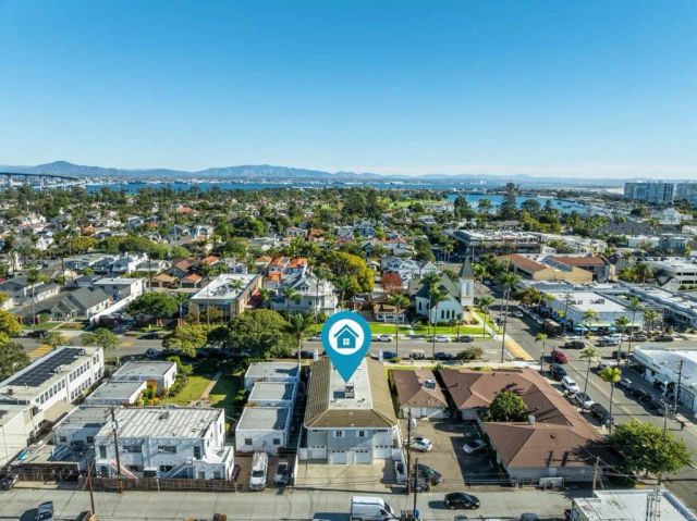 966 C Avenue, Coronado, CA 92118