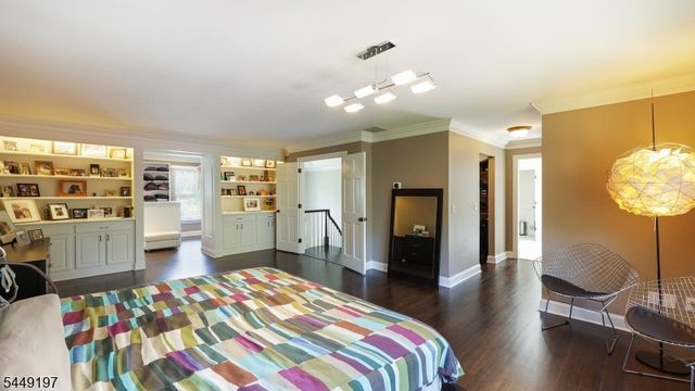 16 Chesterfield Dr, Warren Twp., NJ 07059