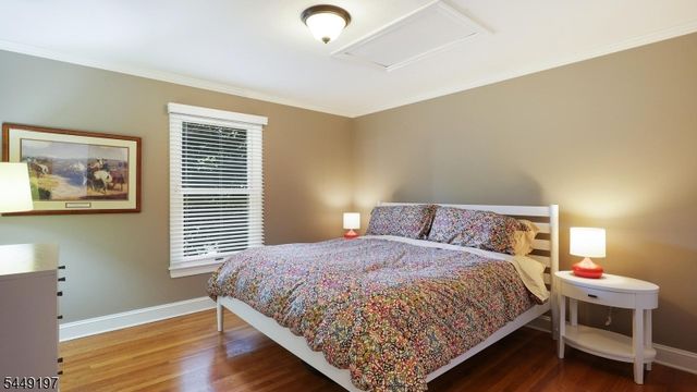 16 Chesterfield Dr, Warren Twp., NJ 07059