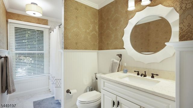 16 Chesterfield Dr, Warren Twp., NJ 07059