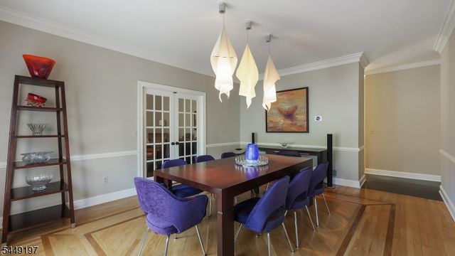 16 Chesterfield Dr, Warren Twp., NJ 07059