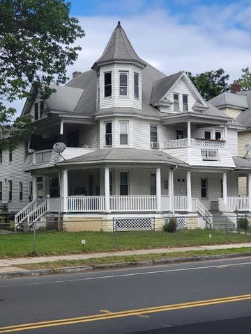 127 Dickinson St, Springfield, MA 01108