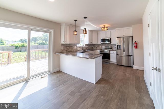 7 HOUSTON AVE, Westville, NJ 08093