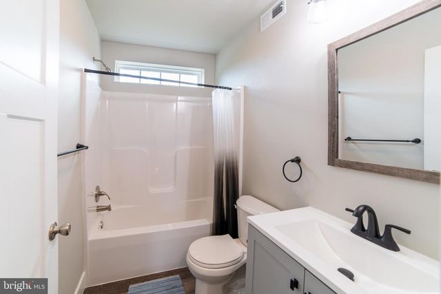 7 HOUSTON AVE, Westville, NJ 08093