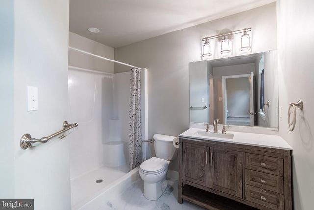 7 HOUSTON AVE, Westville, NJ 08093