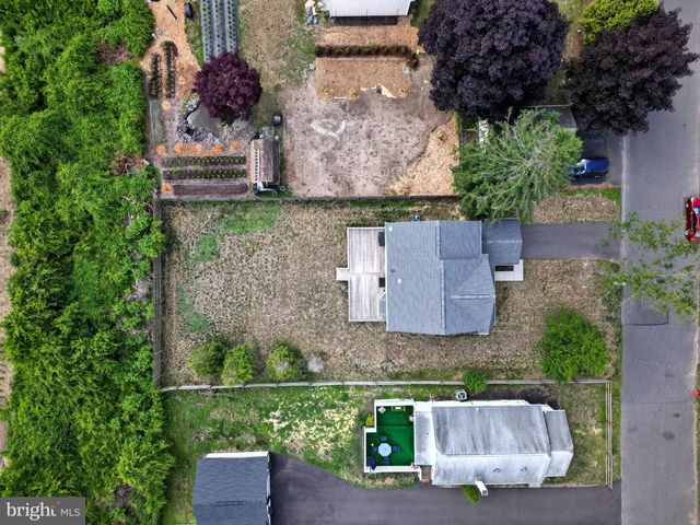 7 HOUSTON AVE, Westville, NJ 08093