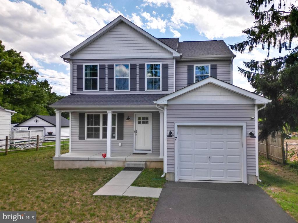 7 HOUSTON AVE, Westville, NJ 08093