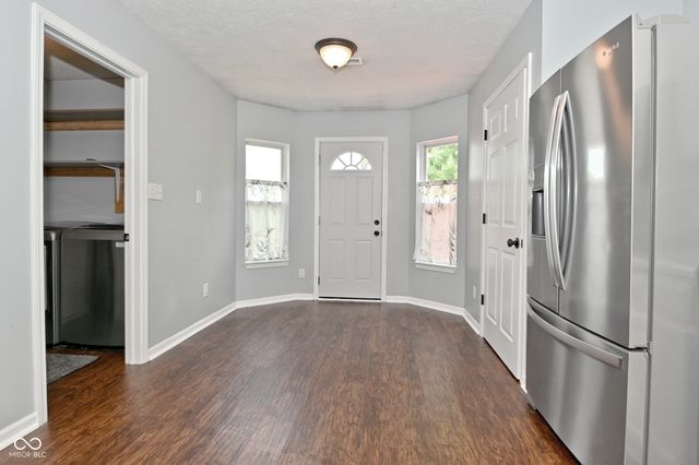 10684 Hoosier Court, Indianapolis, IN 46234
