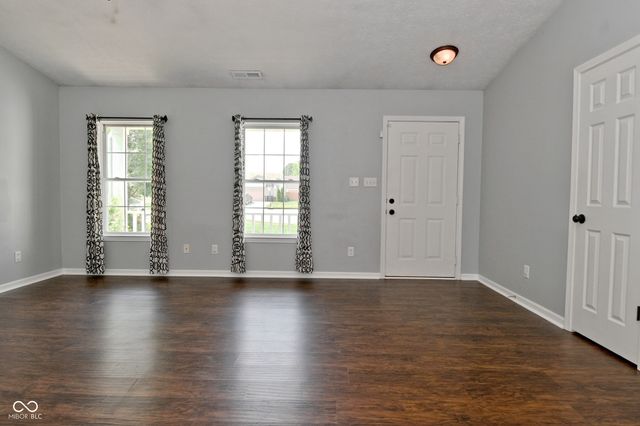 10684 Hoosier Court, Indianapolis, IN 46234