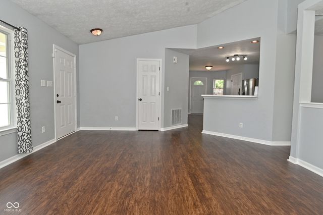 10684 Hoosier Court, Indianapolis, IN 46234