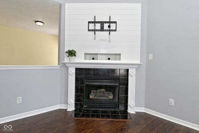 10684 Hoosier Court, Indianapolis, IN 46234