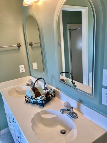 2126 Middle Creek Boulevard, Bossier City, LA 71111