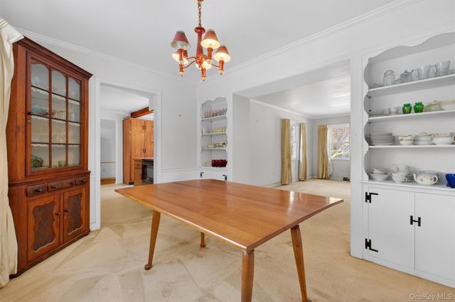 15 Valley View Road, Hyde Park, NY 12538