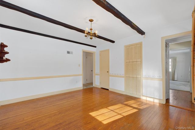 15 Valley View Road, Hyde Park, NY 12538