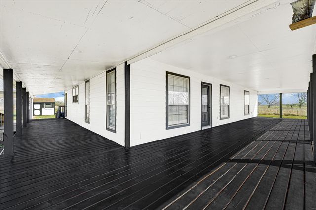 952 County Road 602, Dayton, TX 77535