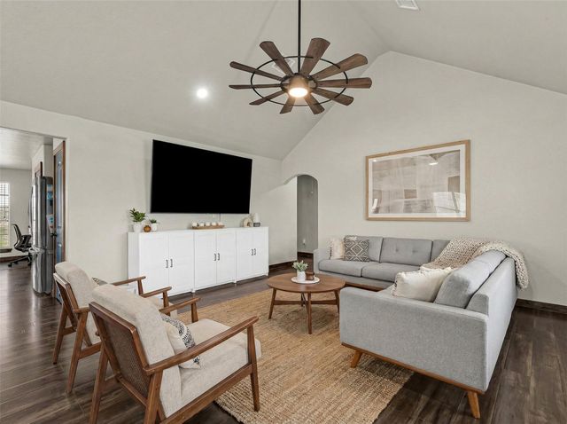 952 County Road 602, Dayton, TX 77535