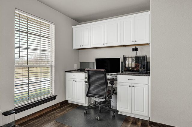 952 County Road 602, Dayton, TX 77535