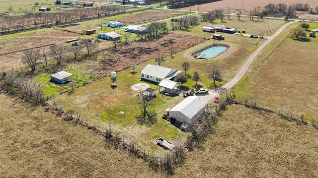 952 County Road 602, Dayton, TX 77535