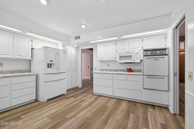 14830 N CAMEO Drive, Sun City, AZ 85351