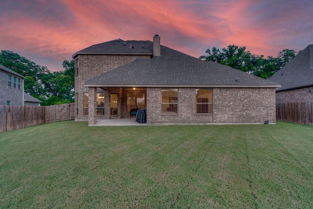 441 Lake Park Drive, Midlothian, TX 76065