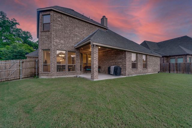 441 Lake Park Drive, Midlothian, TX 76065