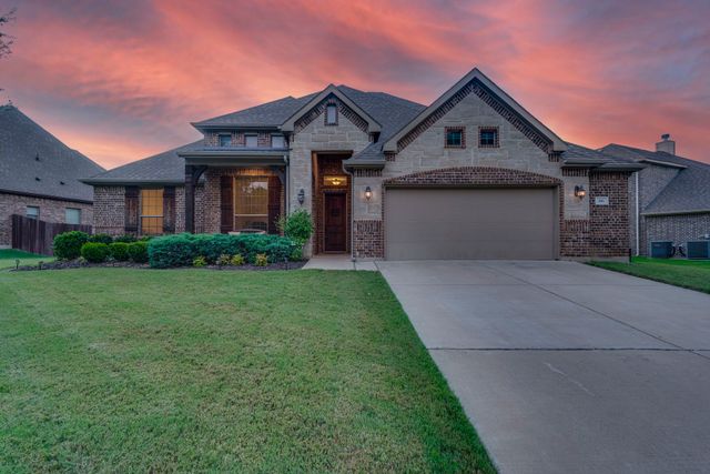 441 Lake Park Drive, Midlothian, TX 76065