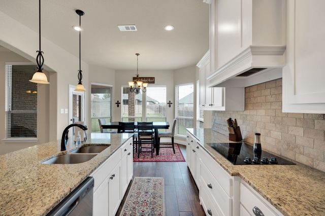 441 Lake Park Drive, Midlothian, TX 76065