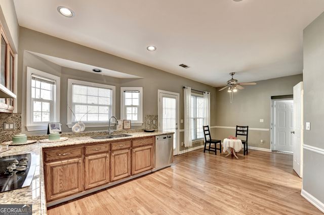 2500 Peregrine Trail, Suwanee, GA 30024