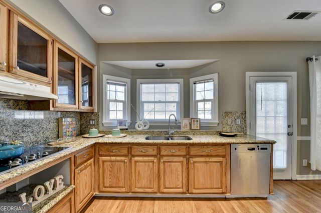 2500 Peregrine Trail, Suwanee, GA 30024