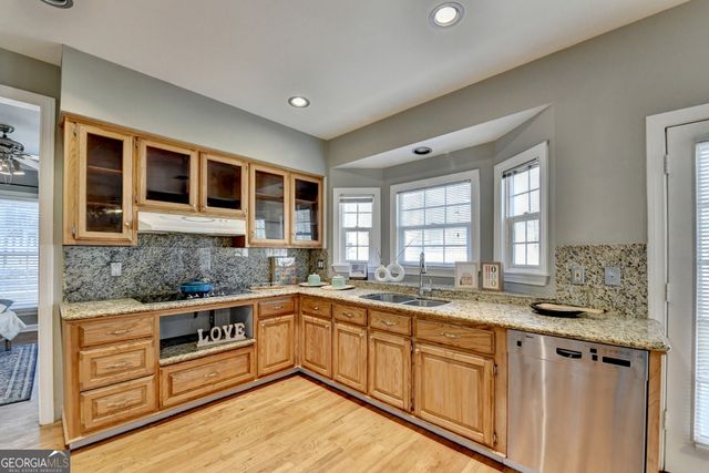 2500 Peregrine Trail, Suwanee, GA 30024
